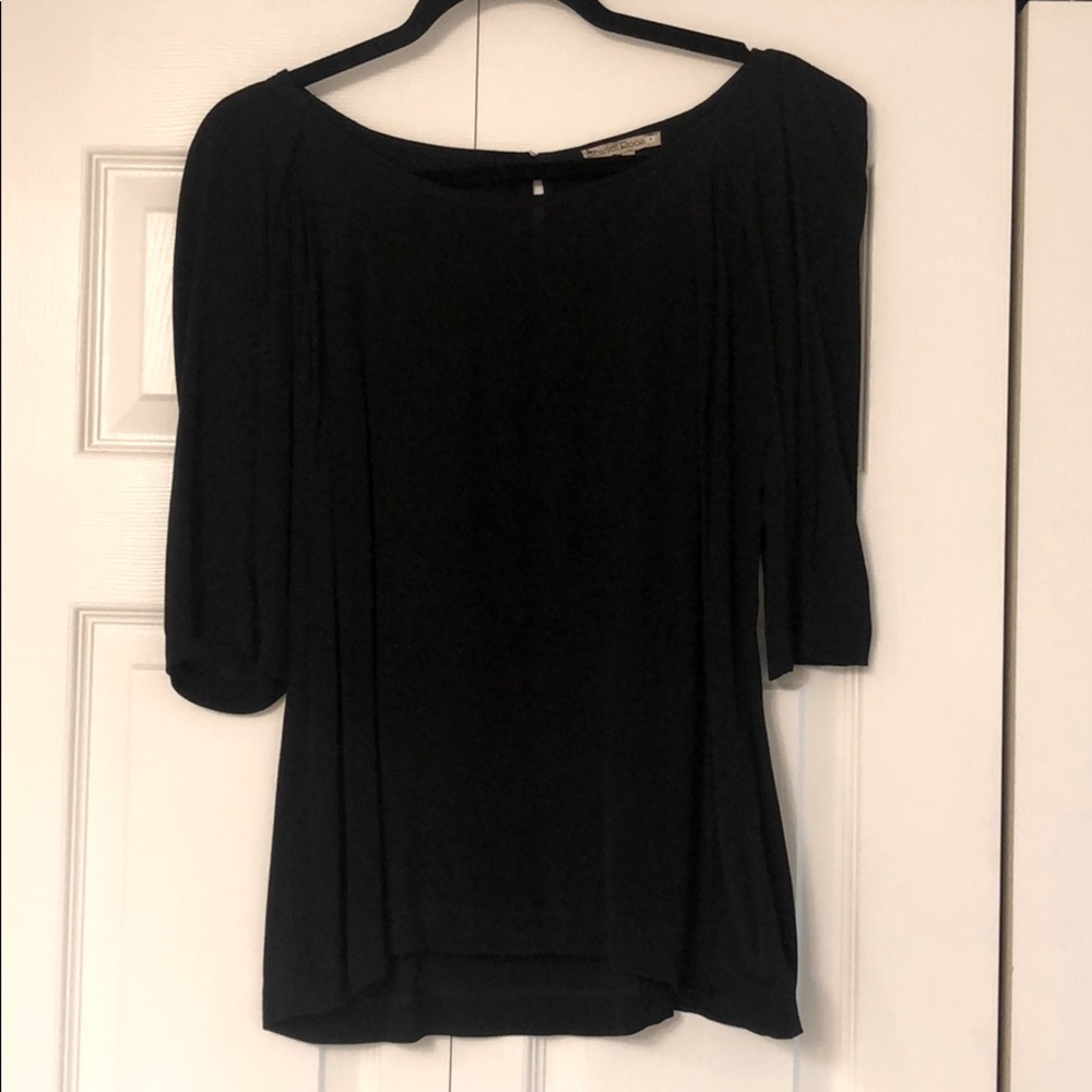 Black blouse with puff sleeve